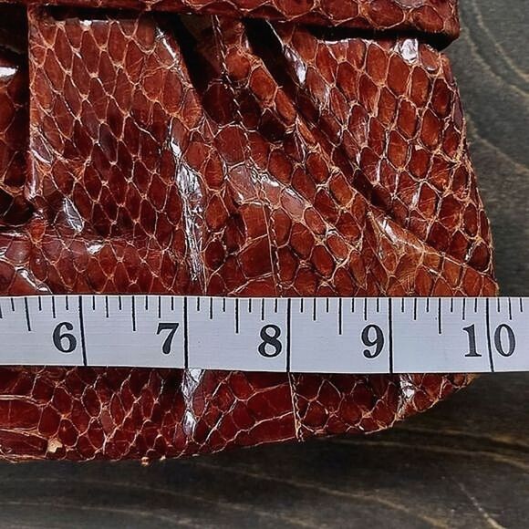 Vtg 1960 whiskey brown snakeskin cord strap shoulder bag - Picture 6 of 10